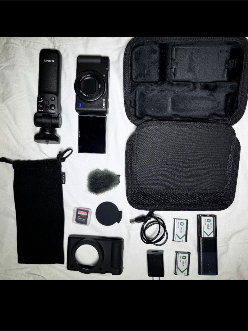 Sony ZV-1 Vlogging Camera Bundle | Grip | 3 Batteries | Charger| case | sd card